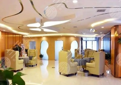 張家港唯恩醫(yī)療美容醫(yī)院 專業(yè)塑美，值得信賴